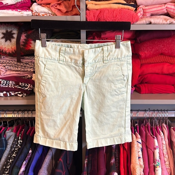 J Crew Andie 9” size 00 mint colored Bermuda shorts​ - Picture 1 of 3